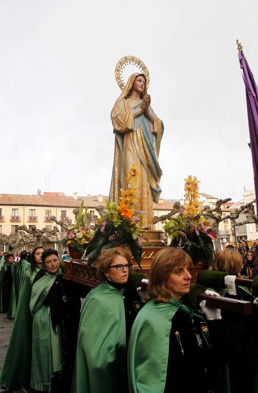 Procesión del Rompimiento del Velo en Palencia