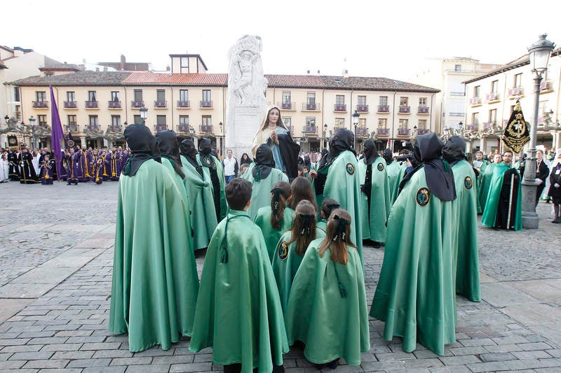 Procesión del Rompimiento del Velo en Palencia