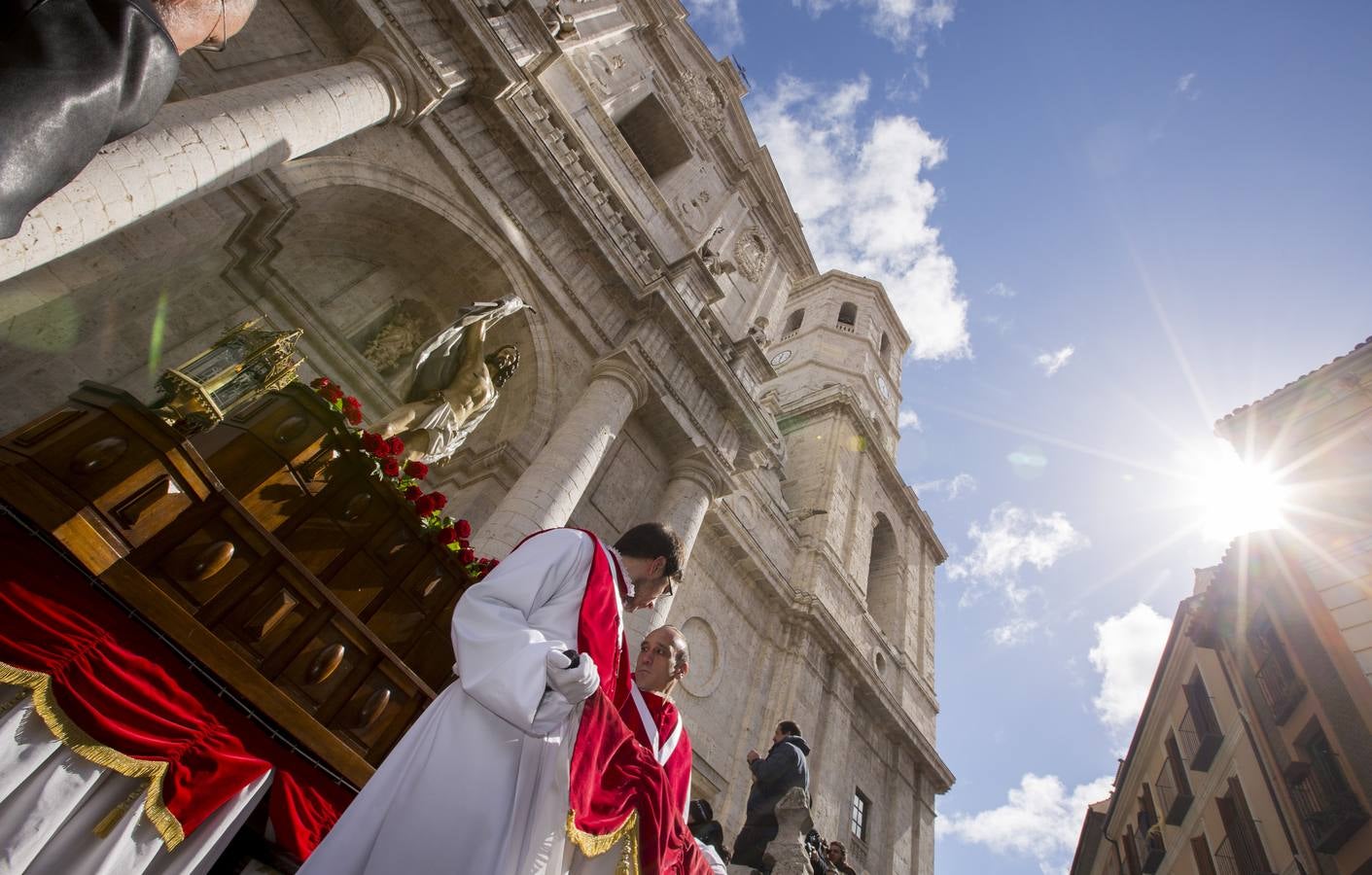 Encuentro de Jesús Resucitado con la Virgen de la Alegría en Valladolid