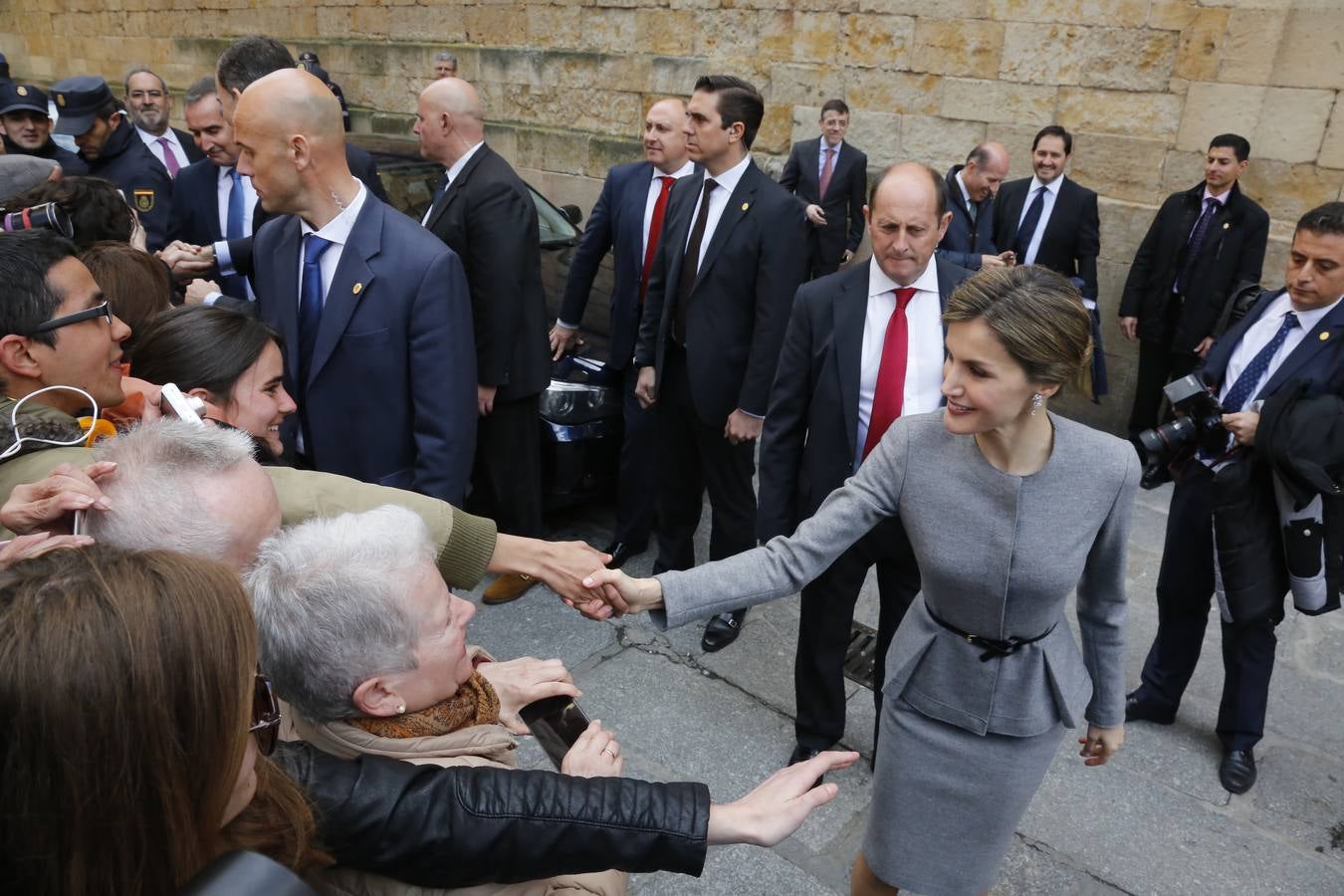 Los Reyes presiden en Salamanca la investidura honoris causa de Víctor García de la Concha y José Narro (2/2)