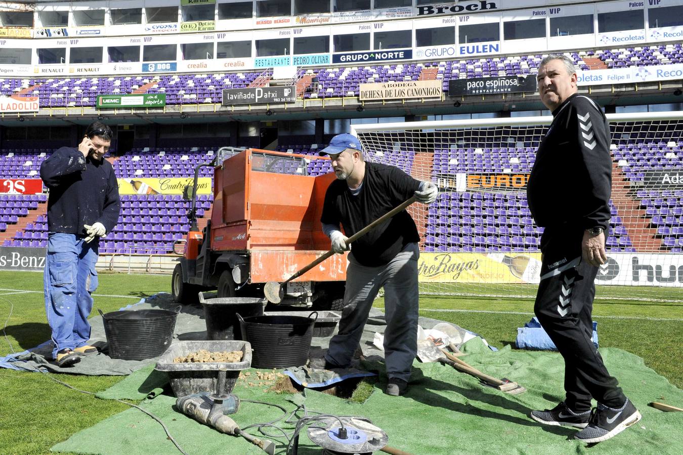 El césped del Zorrilla se prepara para acoger la final de la Copa del Rey de Rugby