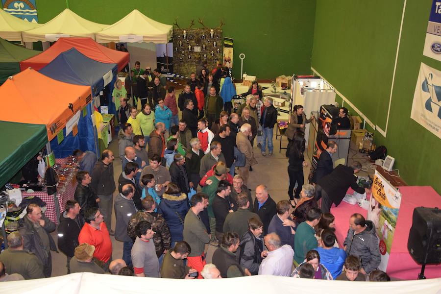 Feria de caza y pesca de Velilla de Río Carrión
