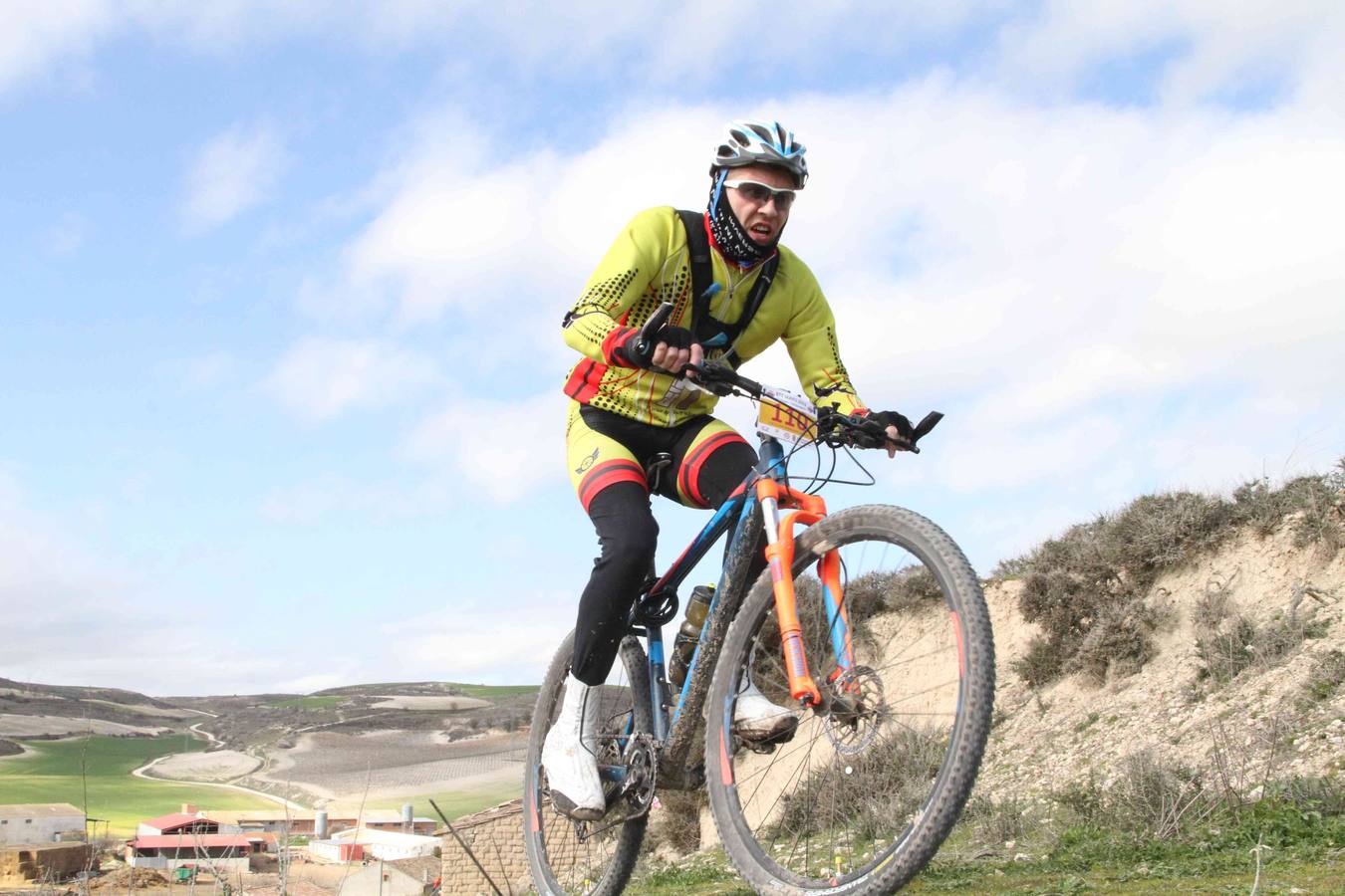 Primera etapa de la BTT Series de Valladolid celebrada en Campaspero (1/2)