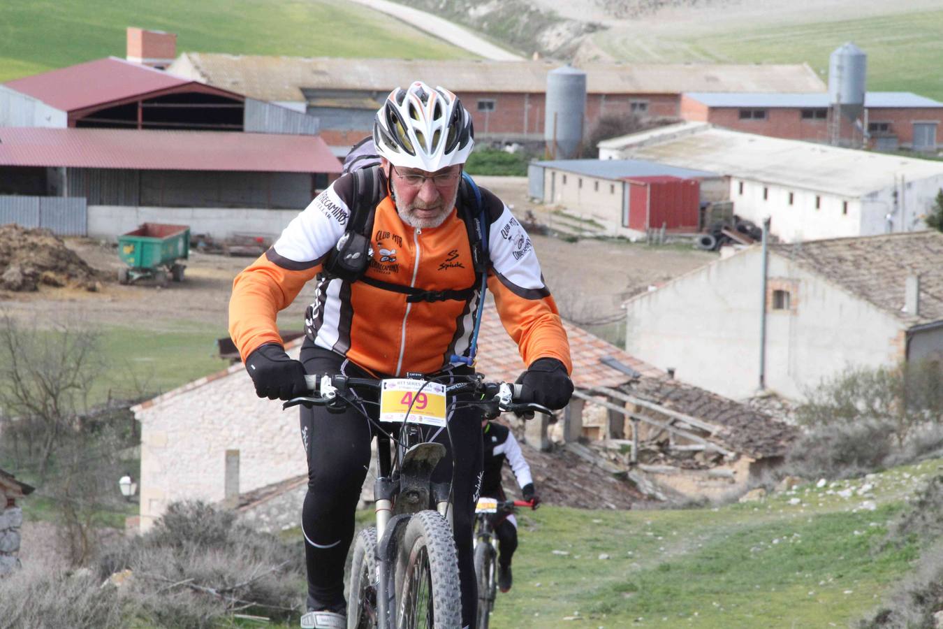 Primera etapa de la BTT Series de Valladolid celebrada en Campaspero (1/2)