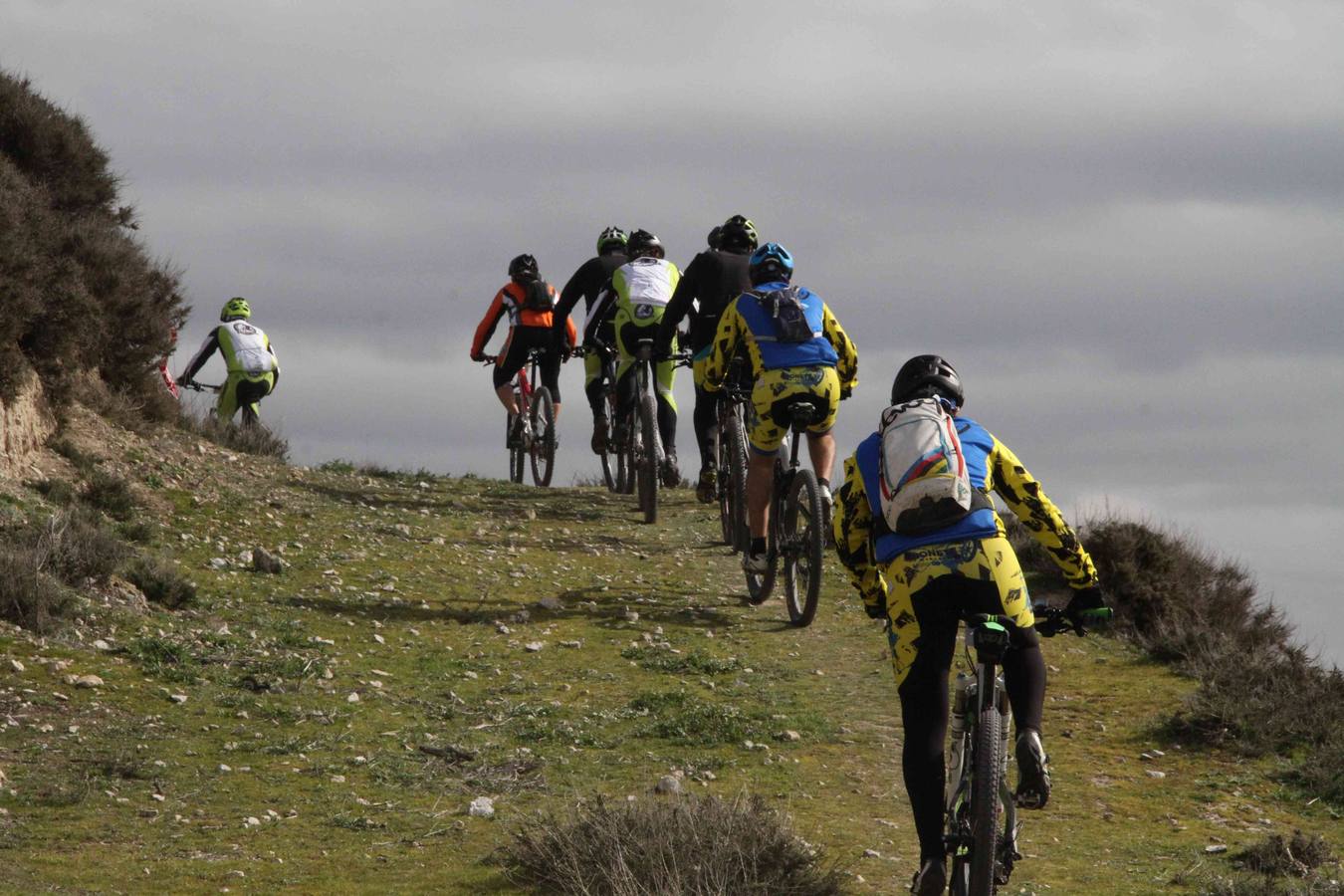 Primera etapa de la BTT Series de Valladolid celebrada en Campaspero (1/2)