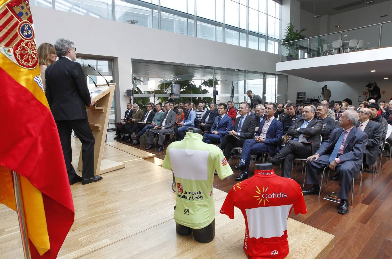 Acto de presentación de la XXXI Vuelta Ciclista a Castilla y León