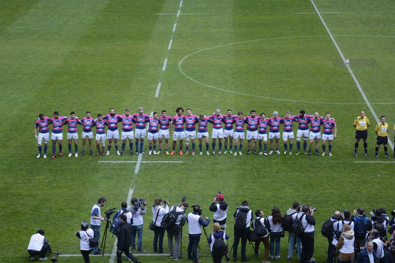 Fotos de las horas previas a la final de la Copa del Rey de rugby en Valladolid (2/3)