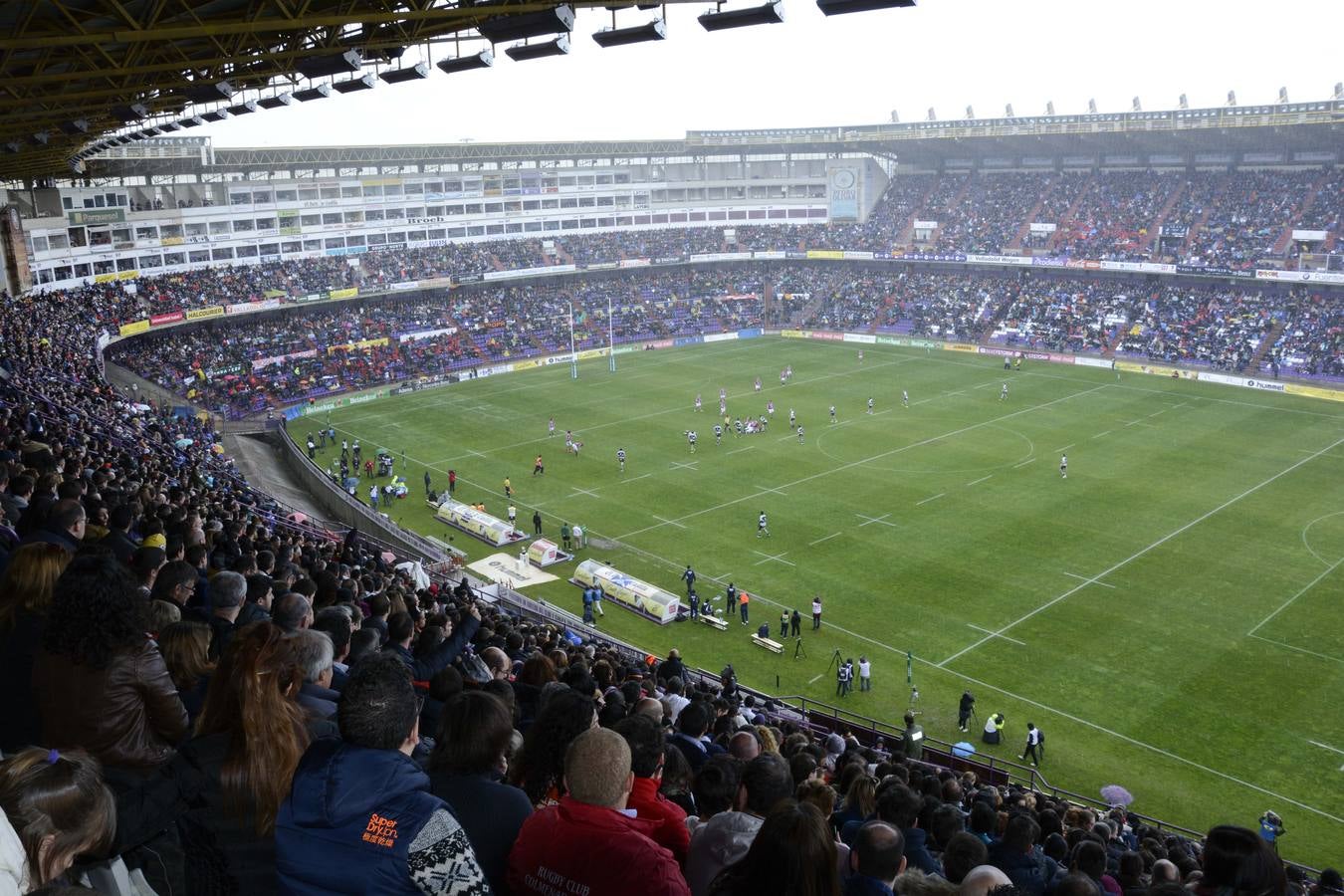 Fotos de las horas previas a la final de la Copa del Rey de rugby en Valladolid (3/3)