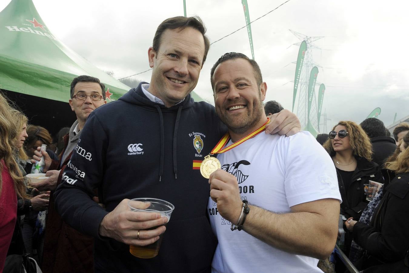 Primeras celebraciones de la Copa del Rey de rugby en la &#039;Fan Zone&#039;