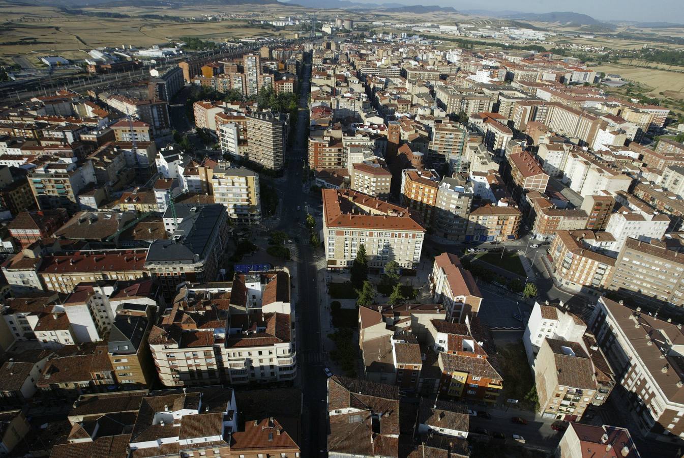 Río Ebro a su paso por Miranda de Ebro.