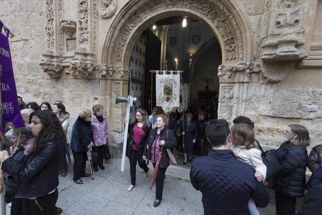 Procesión del Cristo de los Milagros celebrada en Salamanca