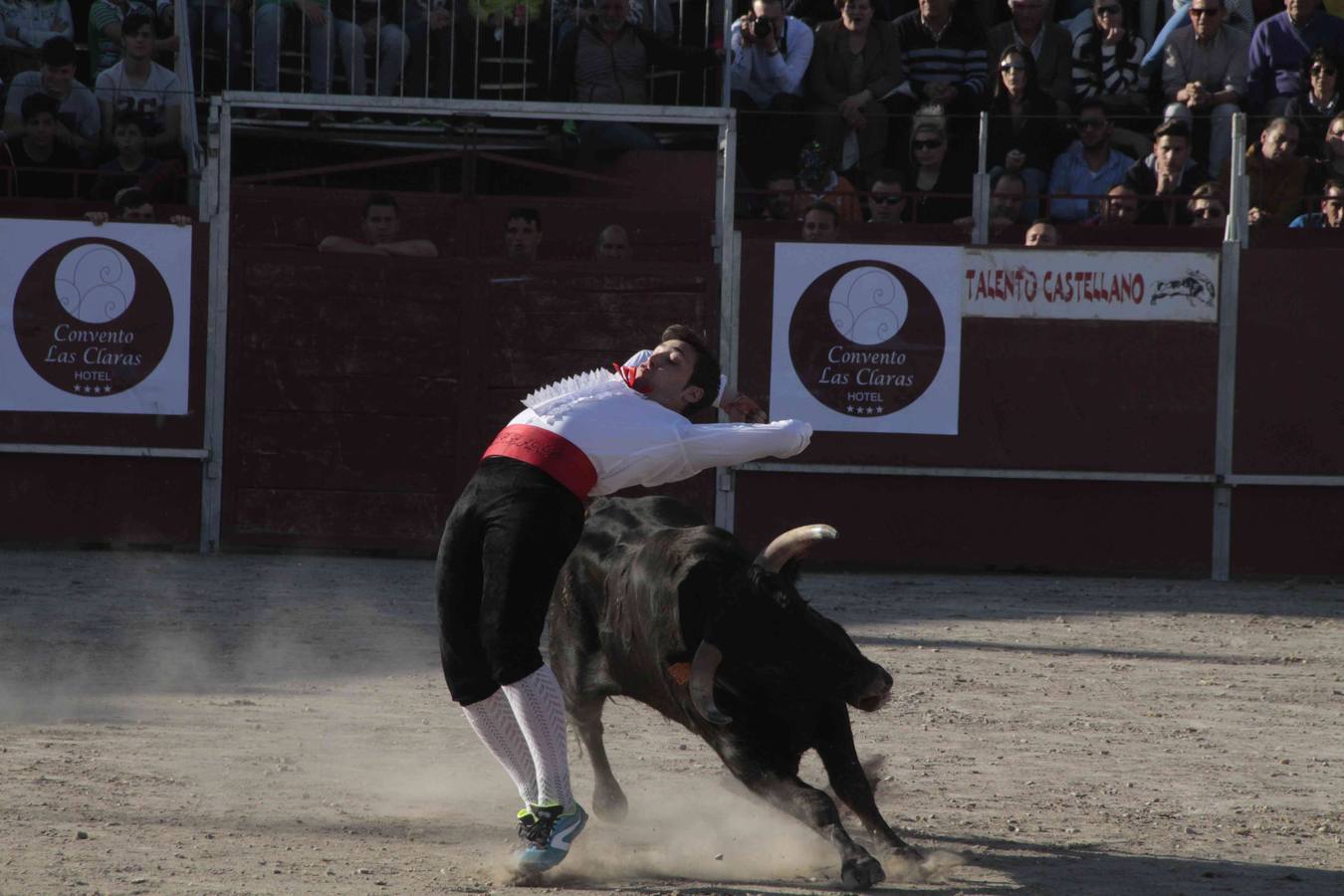 Primer concurso de cortes del Milenario de Peñafiel (1/2)
