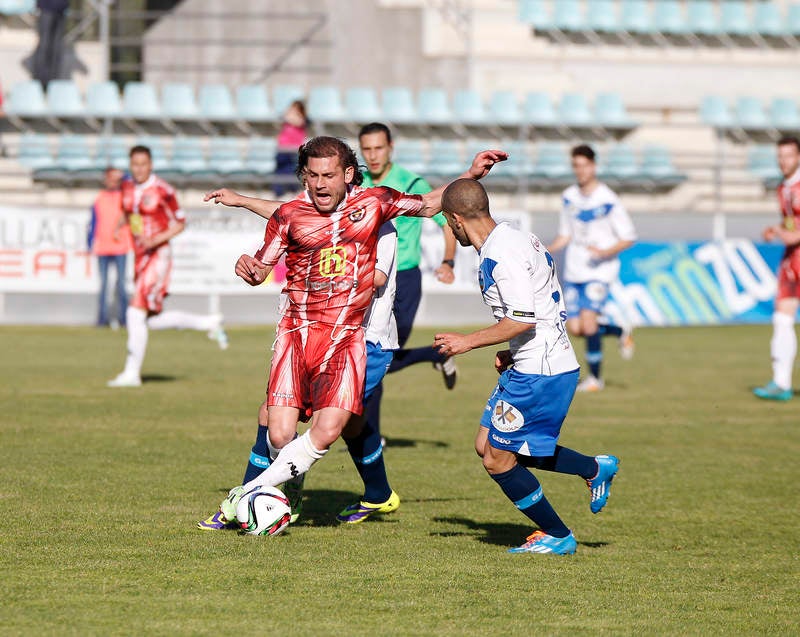 El Deportivo Palencia cae frente al Loja en el primer partido de &#039;play off&#039; (Segunda galería)