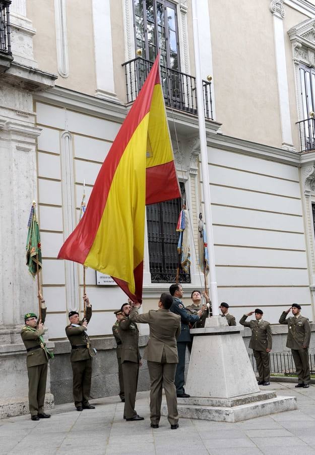 Una exhibición de equipos y vehículos cierra la Semana de las Fuerzas Armadas en Valladolid