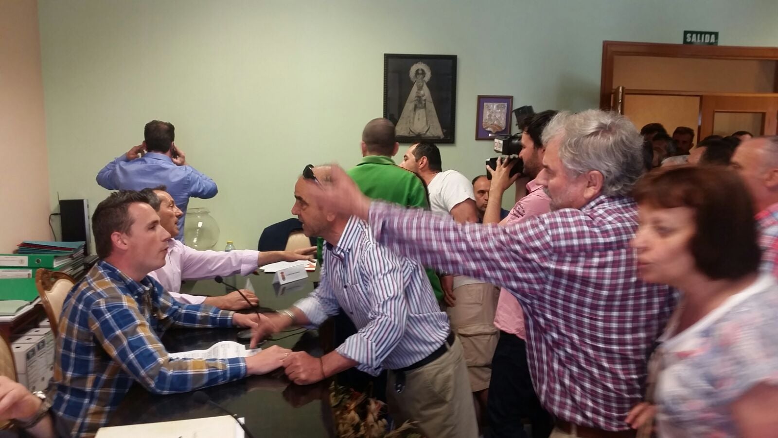 Tensión en el Ayuntamiento de Valdestillas