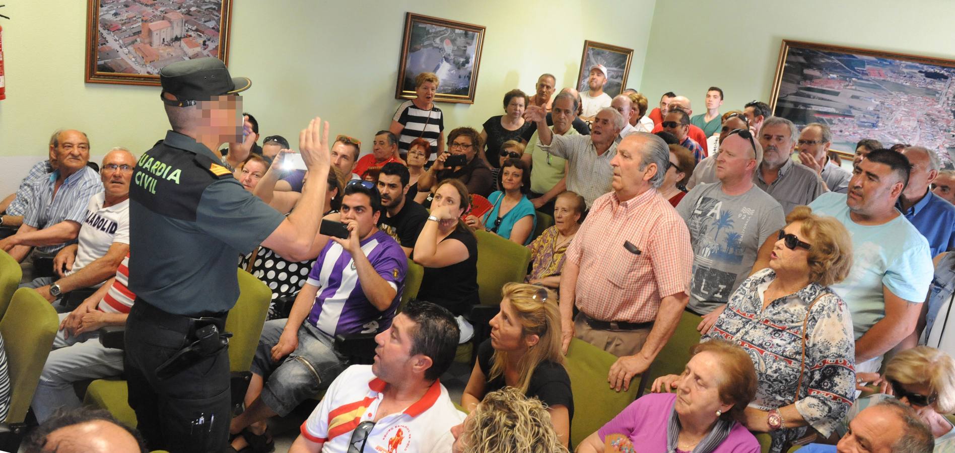 Enfrentamientos entre los vecinos en el pleno del Ayuntamiento de Valdestillas