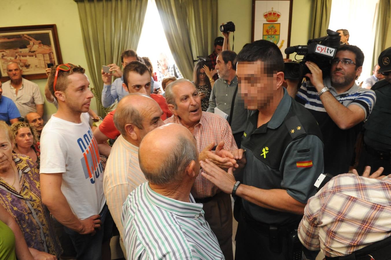 Enfrentamientos entre los vecinos en el pleno del Ayuntamiento de Valdestillas