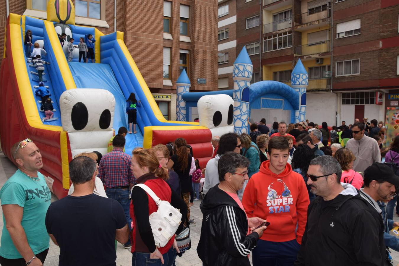 Humor y diversión en el día grande de las fiestas de Guardo (Palencia)