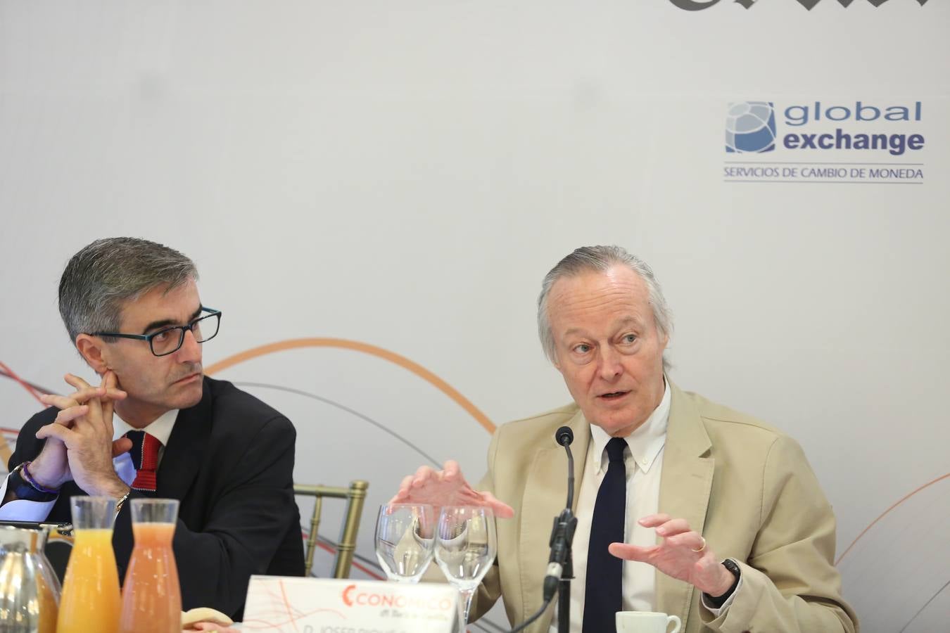 El exministro Josep Piqué en el Foro Económico de El Norte de Castilla en Salamanca