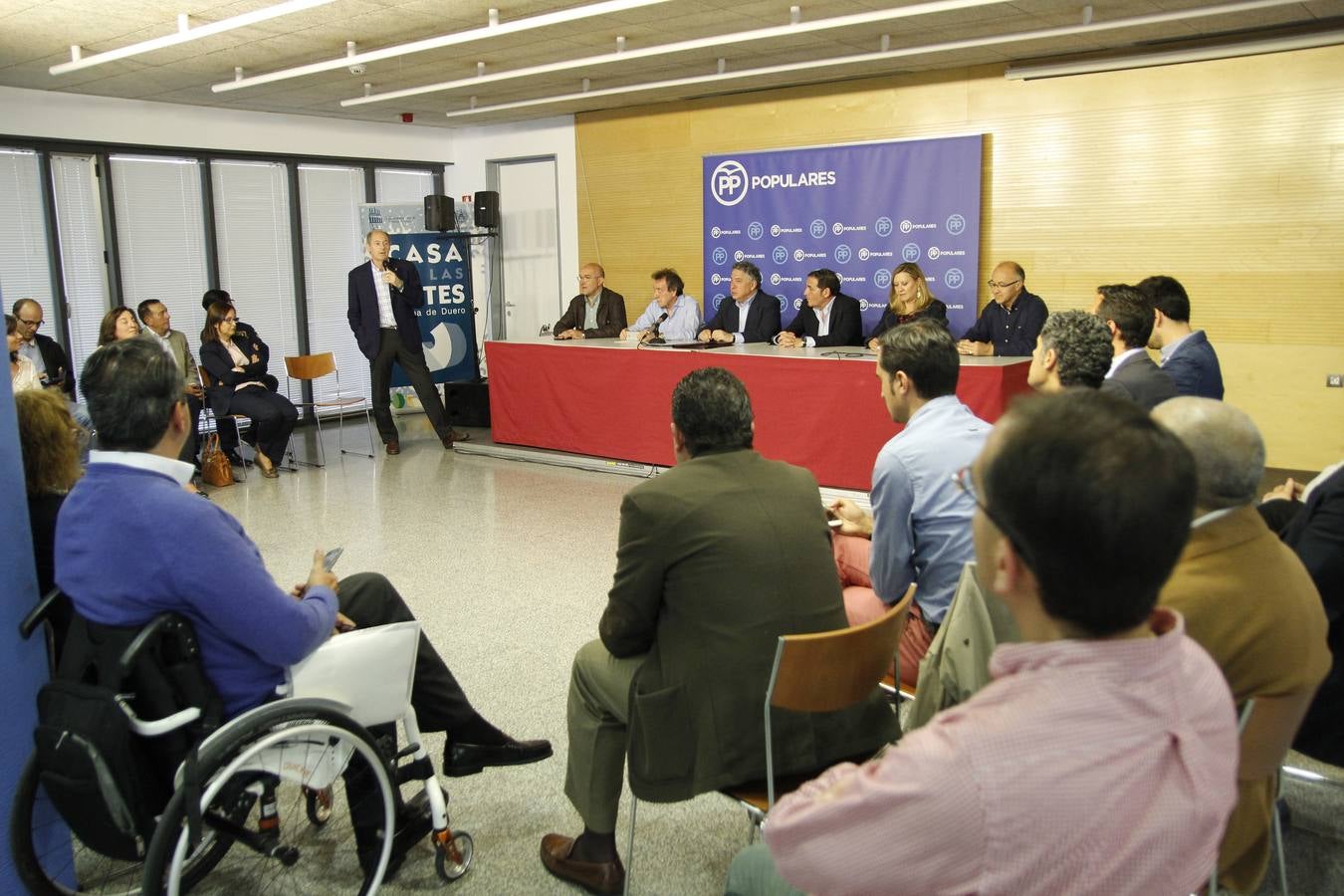 La doctora Virginia Galeazzi repasa los avances en oncología en las Aulas de la Salud de El Norte de Castilla