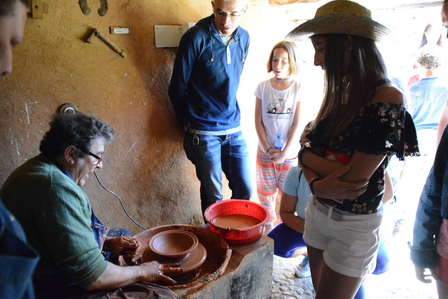 IV Jornadas de Oficios Tradicionales en Galindo y Perahuy