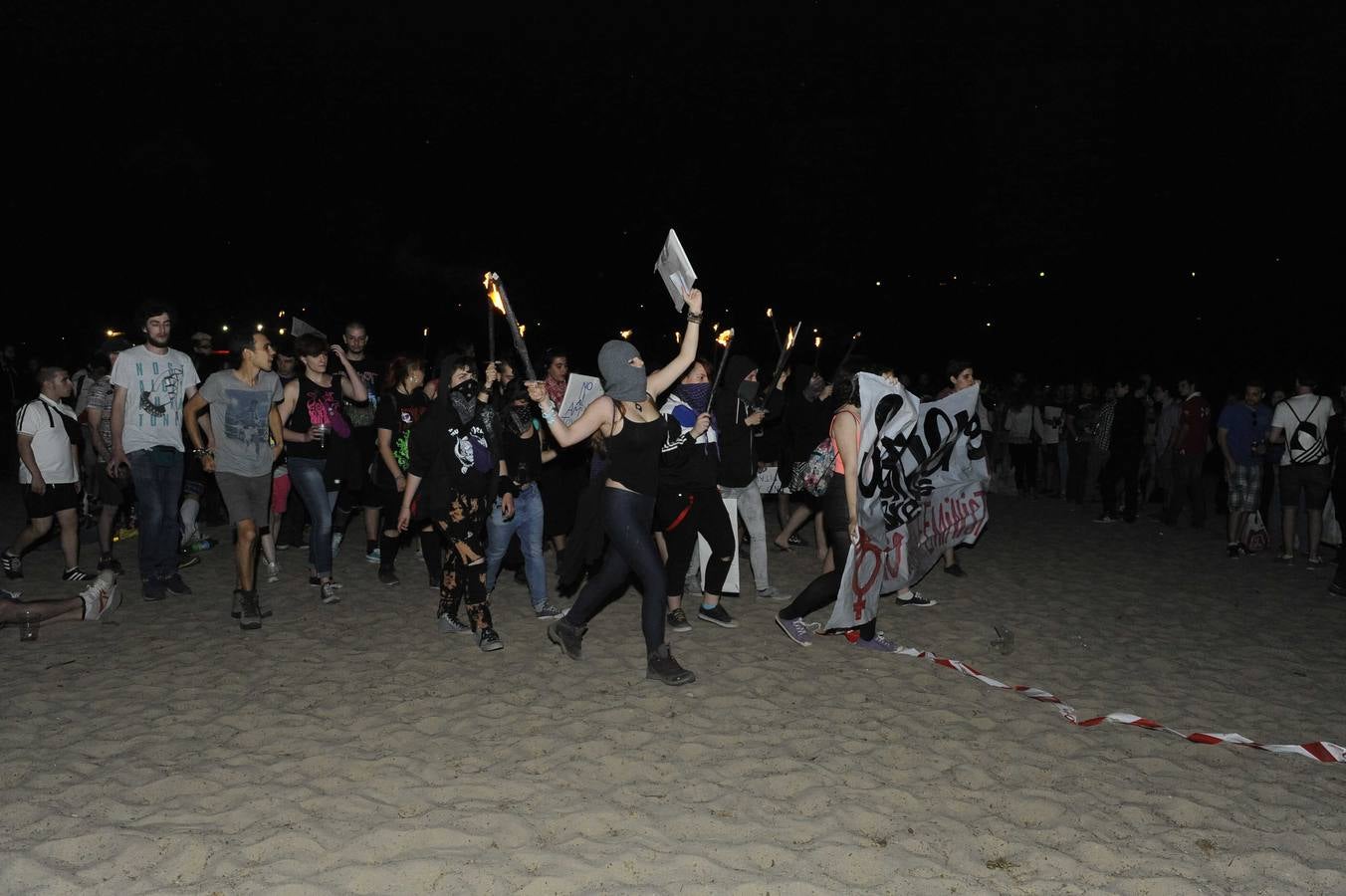 Noche de San Juan en la playa de Las Moreras de Valladolid (3/3)