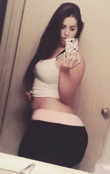 Raylynn, la joven que triunfa en Instagram por su particular anatomía