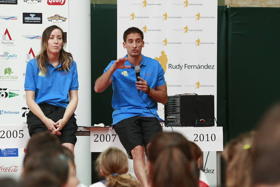 Arranca en Salamanca el campus de baloncesto Marta Fernández