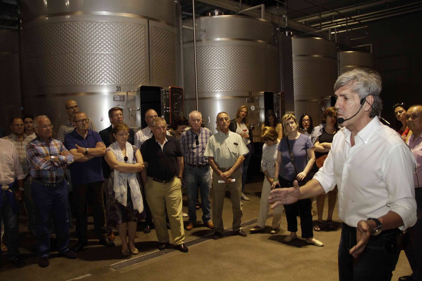 La Bodega Cepa 21 abre sus puertas al Club de Catas de El Norte de Castilla (1/2)