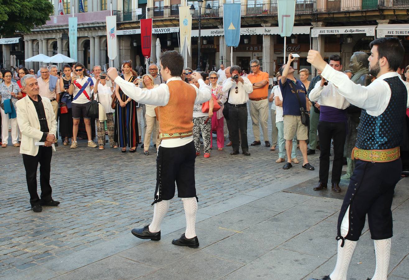 Homenaje de Segovia al folclorista y cantautor Ismael Peña Poza