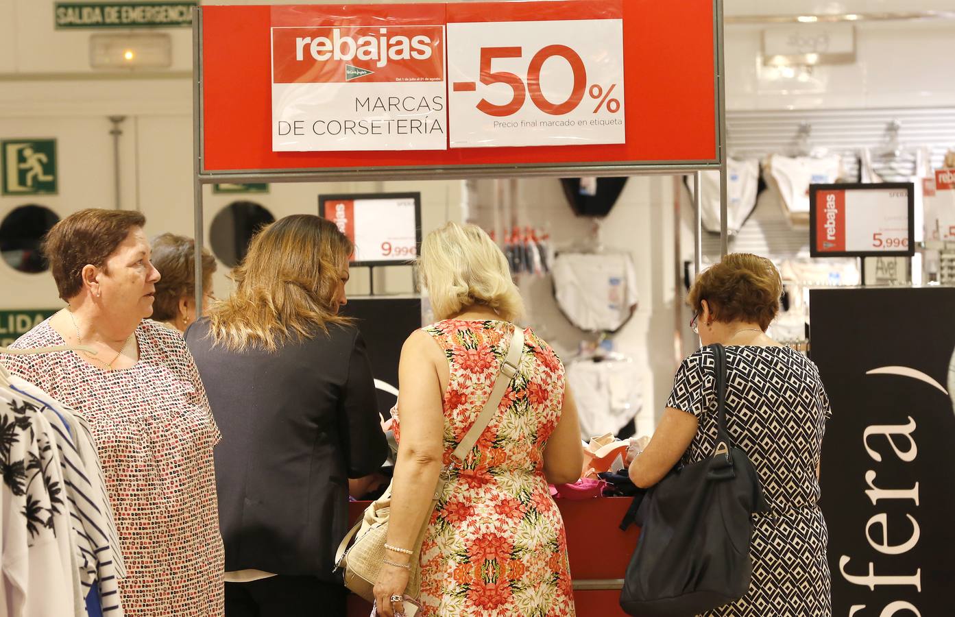 Arrancan las rebajas de verano en Valladolid