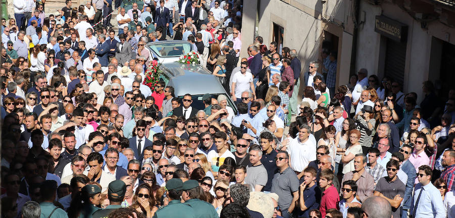 Funeral en Sepúlveda (Segovia) por el torero Víctor Barrio (1/2)