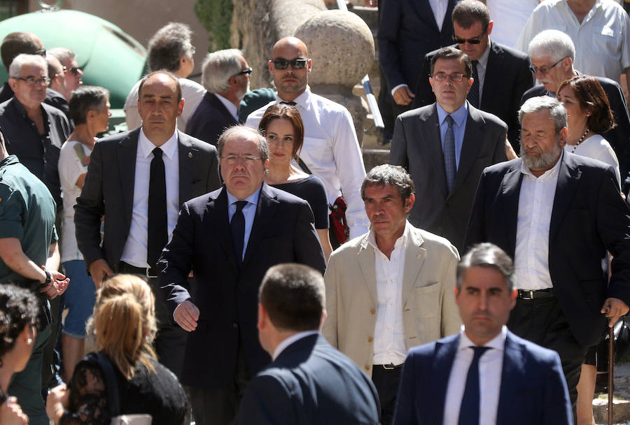 Funeral en Sepúlveda (Segovia) por el torero Víctor Barrio (1/2)