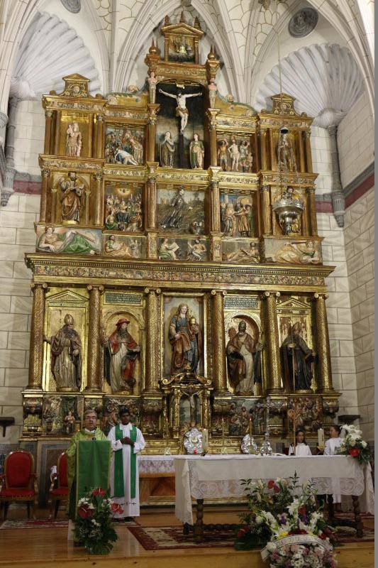 Renovado retablo mayor en Matapozuelos