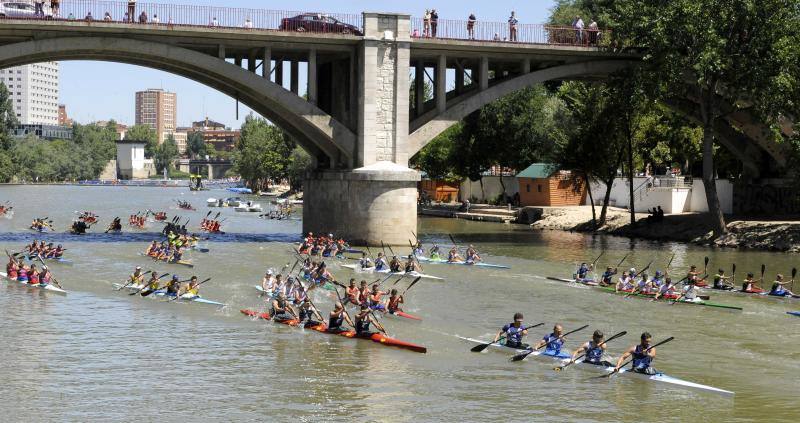 Regata k-4 en el río Pisuerga