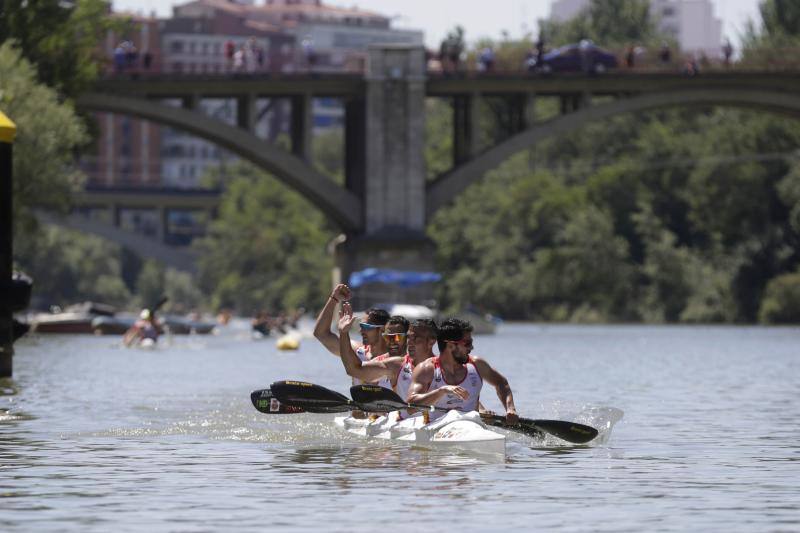Regata k-4 en el río Pisuerga