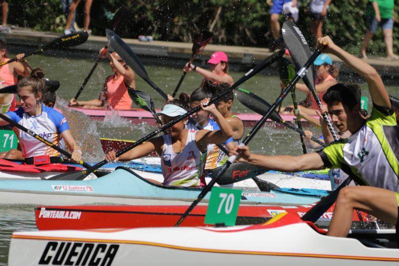Regata k-4 en el río Pisuerga