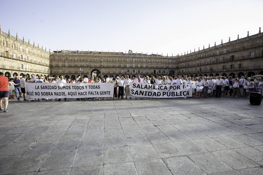 &#039;Marea Blanca&#039; por una Sanidad Pública Digna en Salamanca