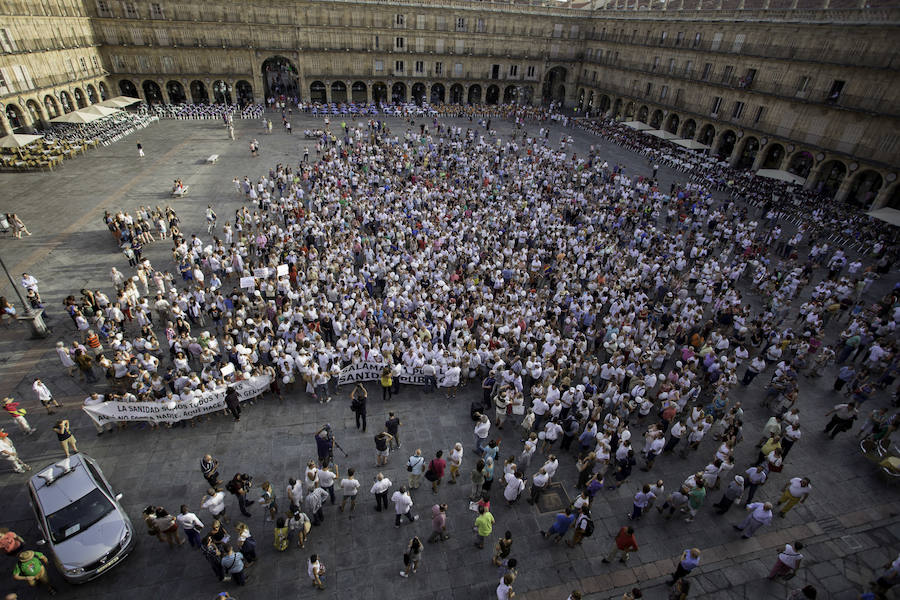 &#039;Marea Blanca&#039; por una Sanidad Pública Digna en Salamanca