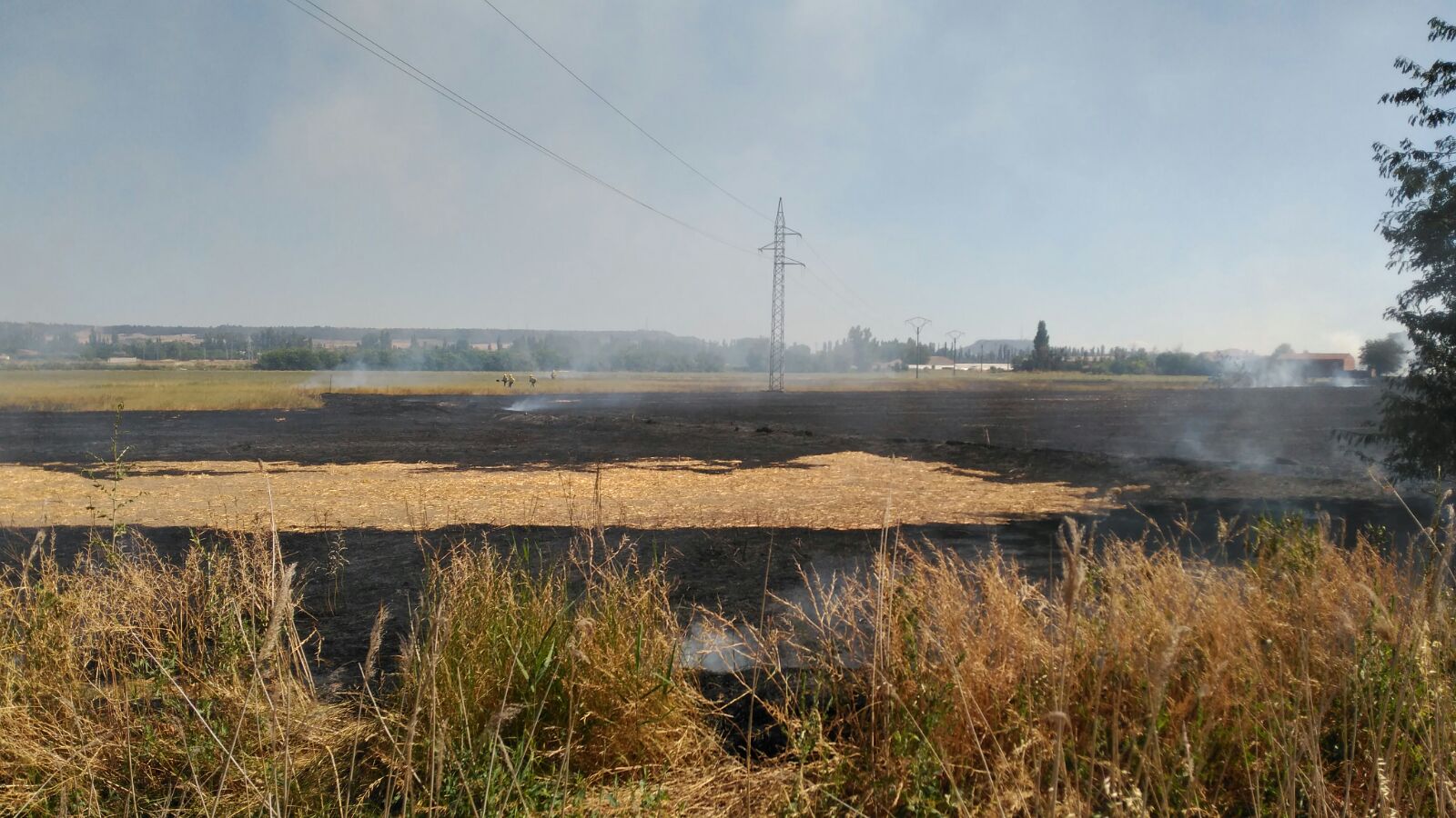 Una gran columna de humo causa alarma en Valladolid