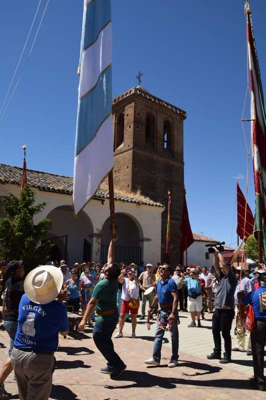 I Encuentro de Pendones en Poza de la Vega (Palencia)