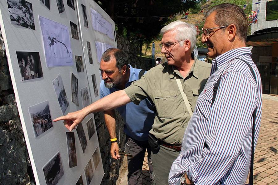 La Diputación de León rinde homenaje a los descubridores de las cuevas de Valporquero