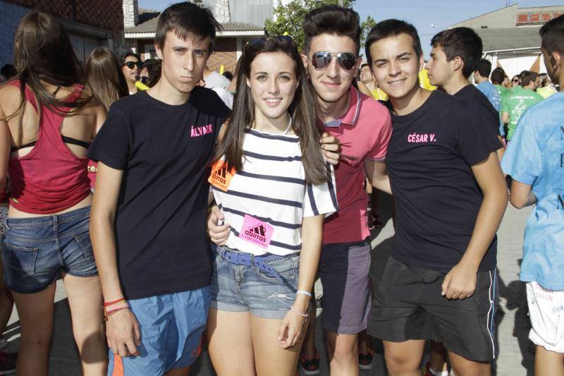 Fotos 2. Chupinazo y desfile de peñas en Campaspero