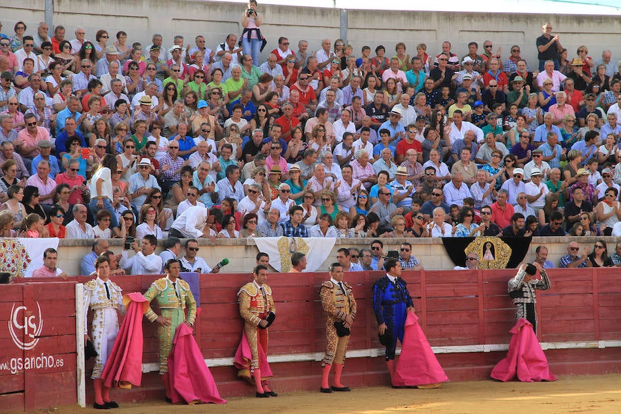 Corrida en Cantalejo en honor a Víctor Barrio (2/2)