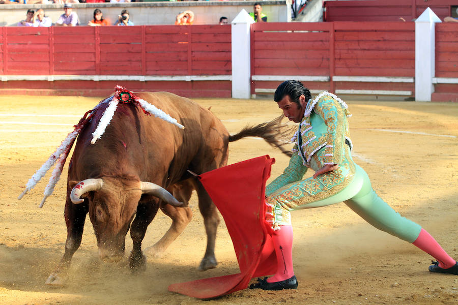 Corrida en Cantalejo en honor a Víctor Barrio (2/2)