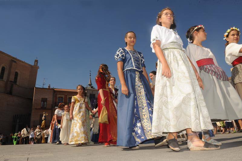 Sábado por la mañana en la Feria Renacentista de Medina del Campo (Valladolid)