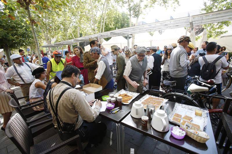 VII encuentro de bicicletas clásicas por Palencia