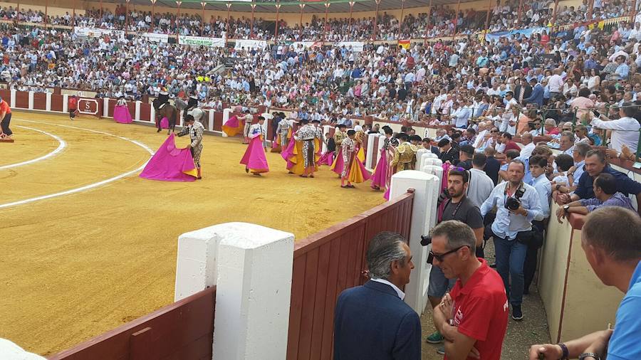 Corrida en homenaje a Víctor Barrio