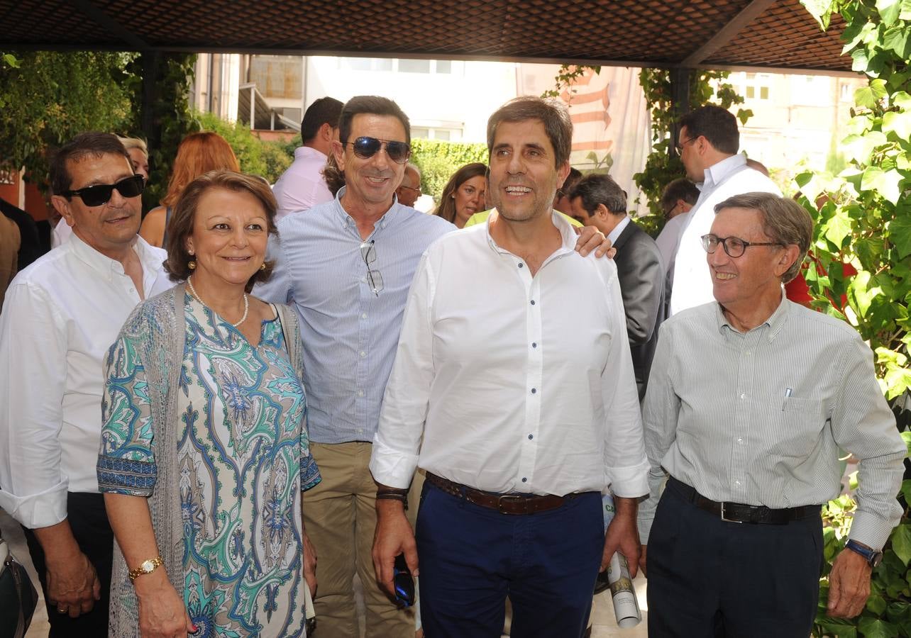 De Coproga acudieron Guillermo Blanco, Teresa Vázquez de Prada, Eduardo Álvarez  de Castro, Isidoro Domínguez y Jesús Galván.