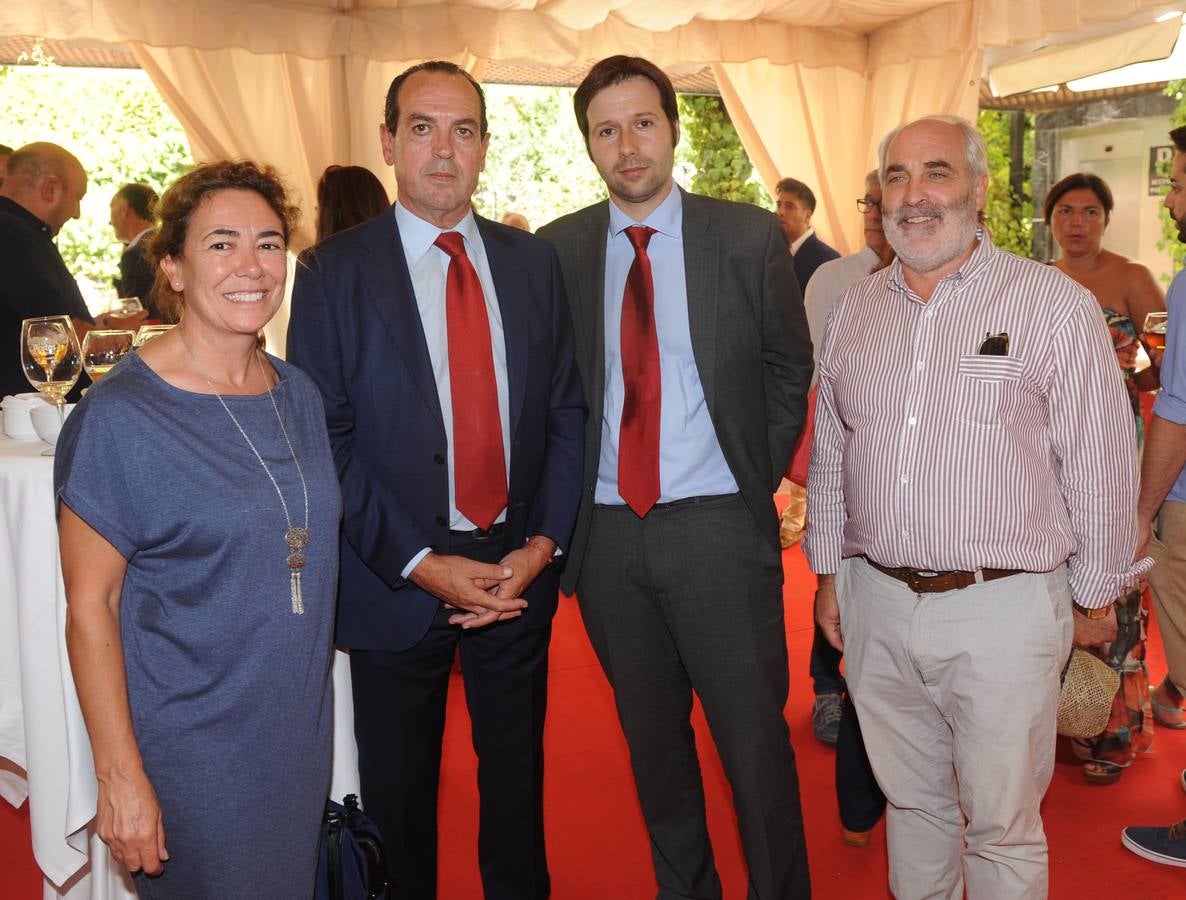 Del Banco Santander nos visitaron Olga Lozano, Julio César Moragas, Francisco Domínguez y Luis Esteban.